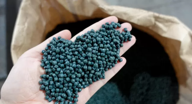 pellets plásticos de alta calidad producidos por las peletizadoras de POLYSTAR